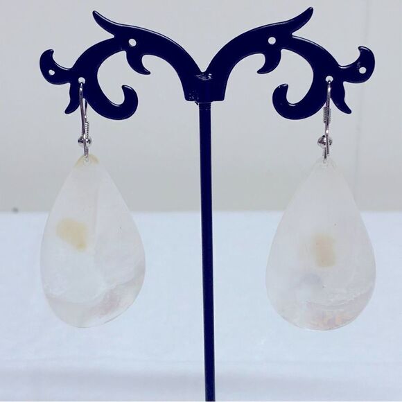 Vintage Mother of Pearl Shell Tear Drop Earrings 2.5” Gorgeous - Picture 5 of 5